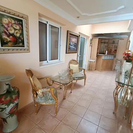 Costa Adeje אדחה